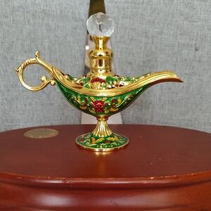 Women's Decorative Perfume Bottle